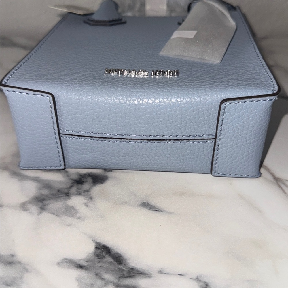 Michael Kors Mini Bag in Pale Blue Shopper Crossbody - Picture 4 of 4